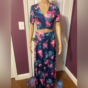 Cute Two Piece Floral Maxi Skirt Set, NWOT, Size XL